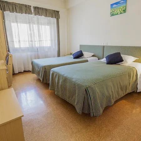 Pereira Cecilia * ファティマ