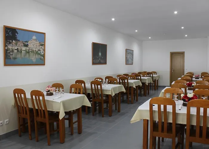 Πανσιόν Pereira Cecilia *